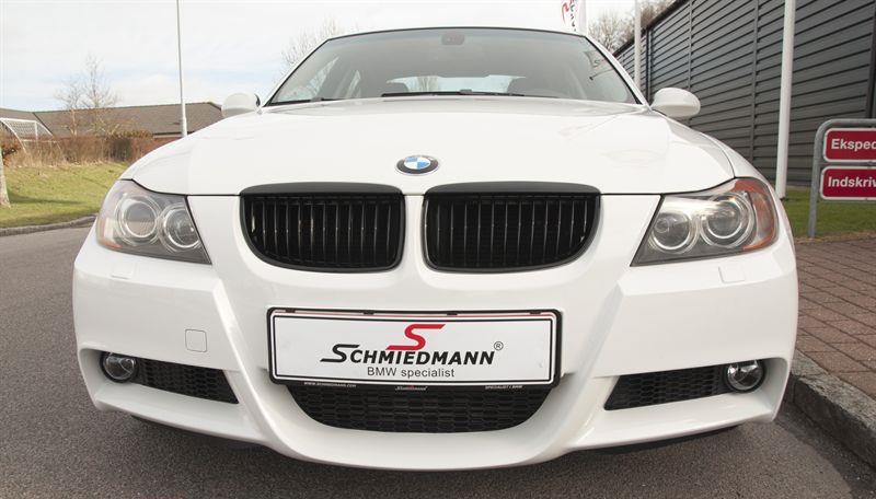 Njurar set hög-glans svart NSK90H BMW E90 E91
