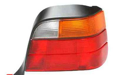 Baklykta standard med gul blinkers H.-sida 63-21-8-371-942 BMW E36