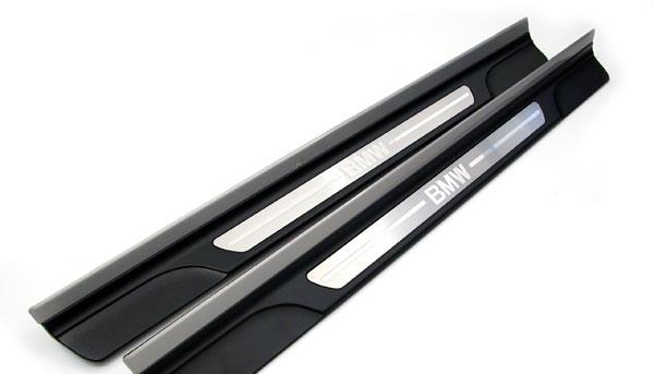 Instegslister framdörr kromade Höger + Vänster sida INDSTKROM46C BMW E46