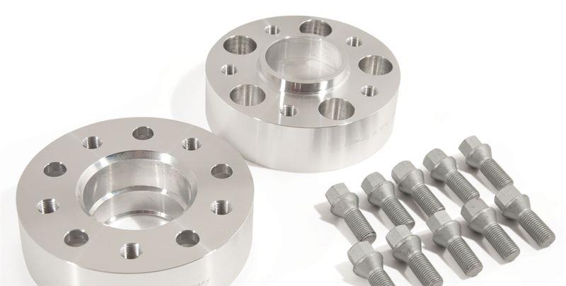 Spacerplattor set (nav 72,6MM) aluminium, 90MM per axel (45MM varje sida/hjul), hubcentric - system 4, levereras med bultar 13334S BMW E65 E66 X3 (E8