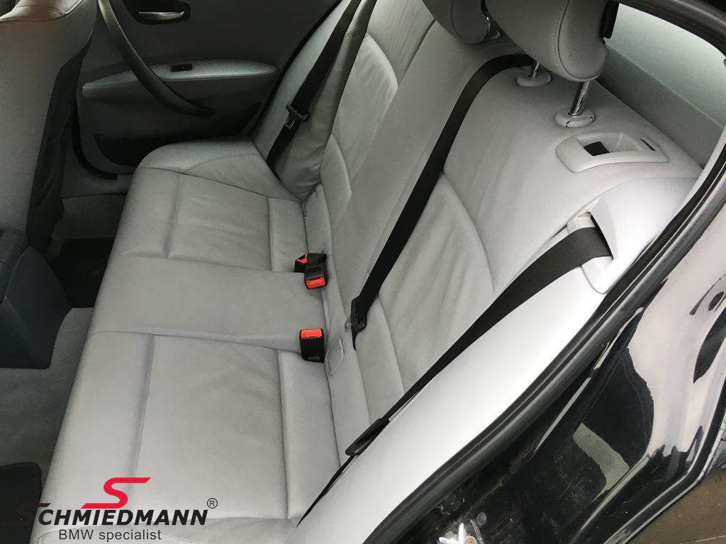 Indoor car cover fits BMW 1-Series 5-door (E87) 2004-2011 super soft now €  175 with mirror pockets